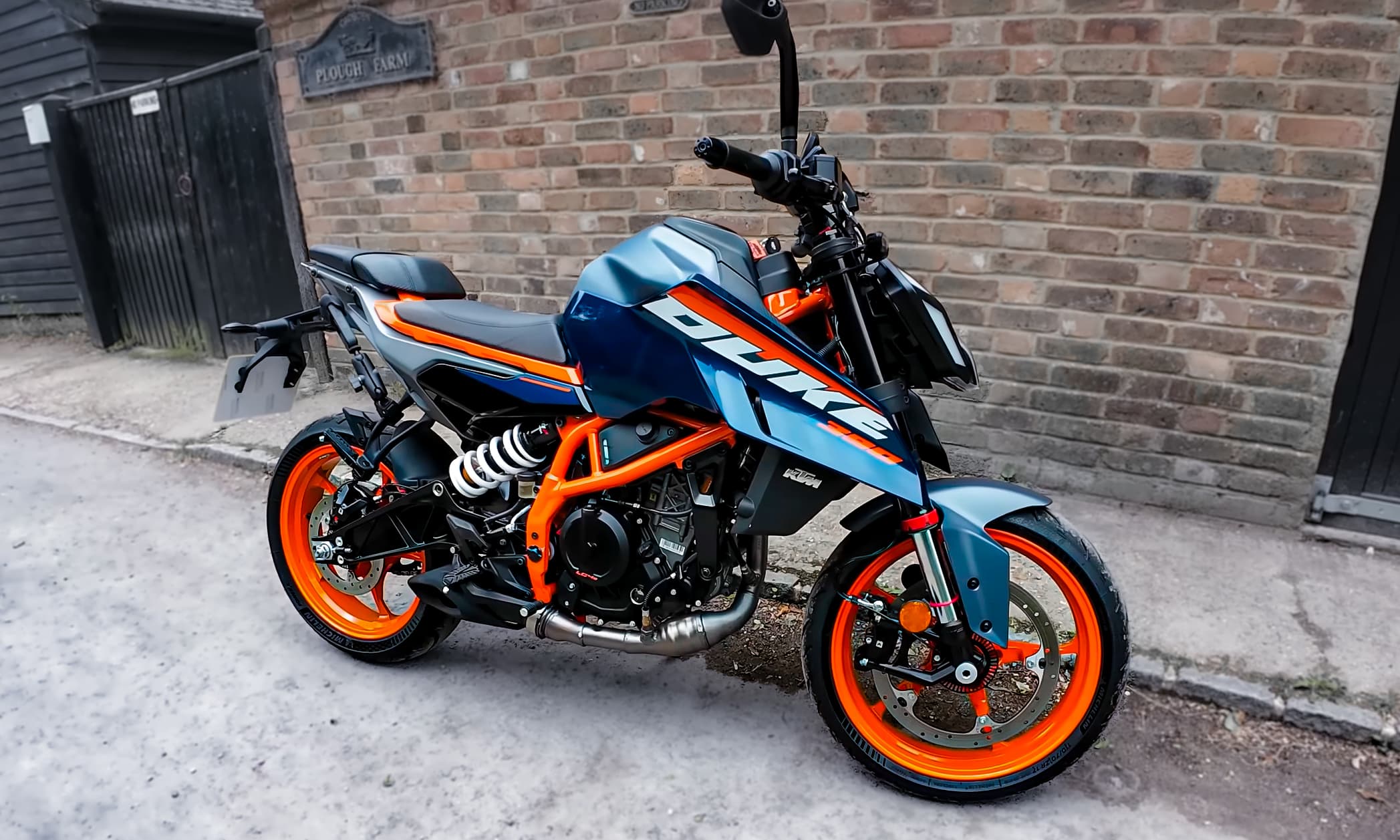 KTM DUKE 390