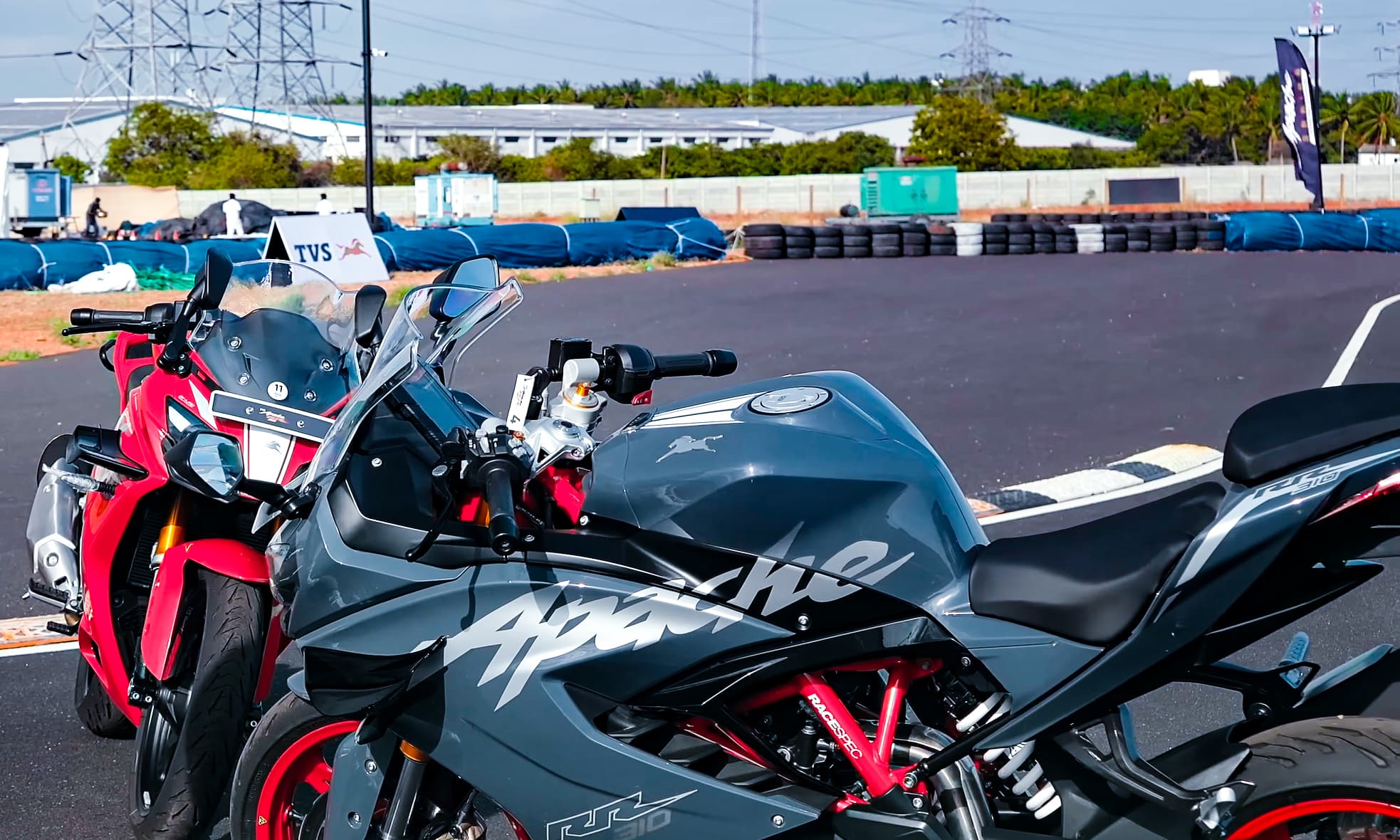 TVS APACHE 310 RR Gray, RED