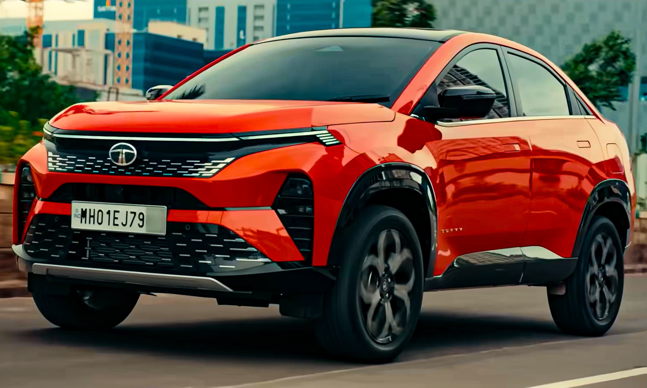 TATA NEXON 2025 Orange