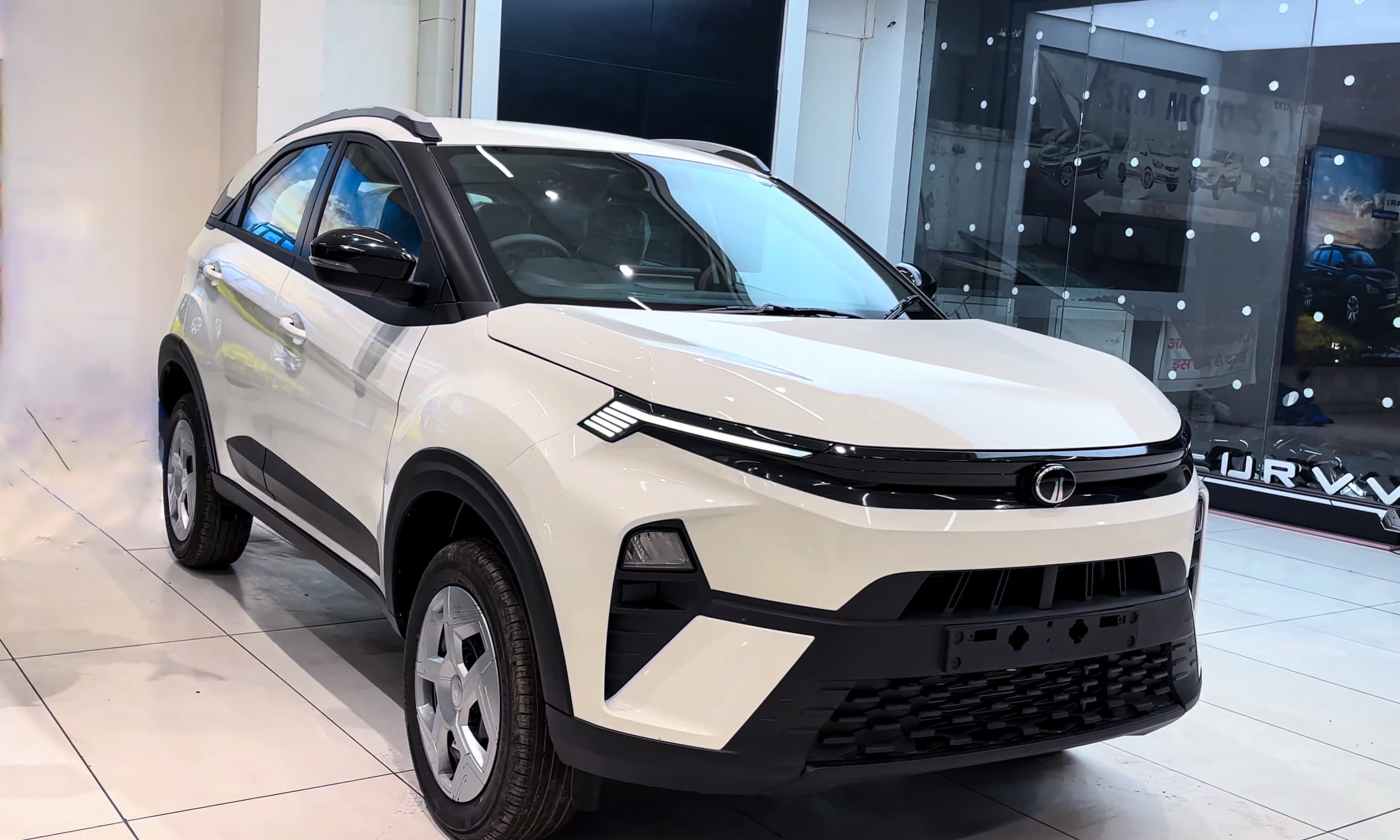 TATA NEXON 2025